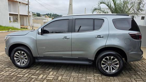 CHEVROLET TRAILBLAZER 2.8 16V TURBO DIESEL HIGH COUNTRY 7L 4X4 AUTOMÁTICO CHEVROLET TRAILBLAZER 2.8 16V TURBO DIESEL HIGH COUNTRY 7L 4X4 AUTOMÁTICO